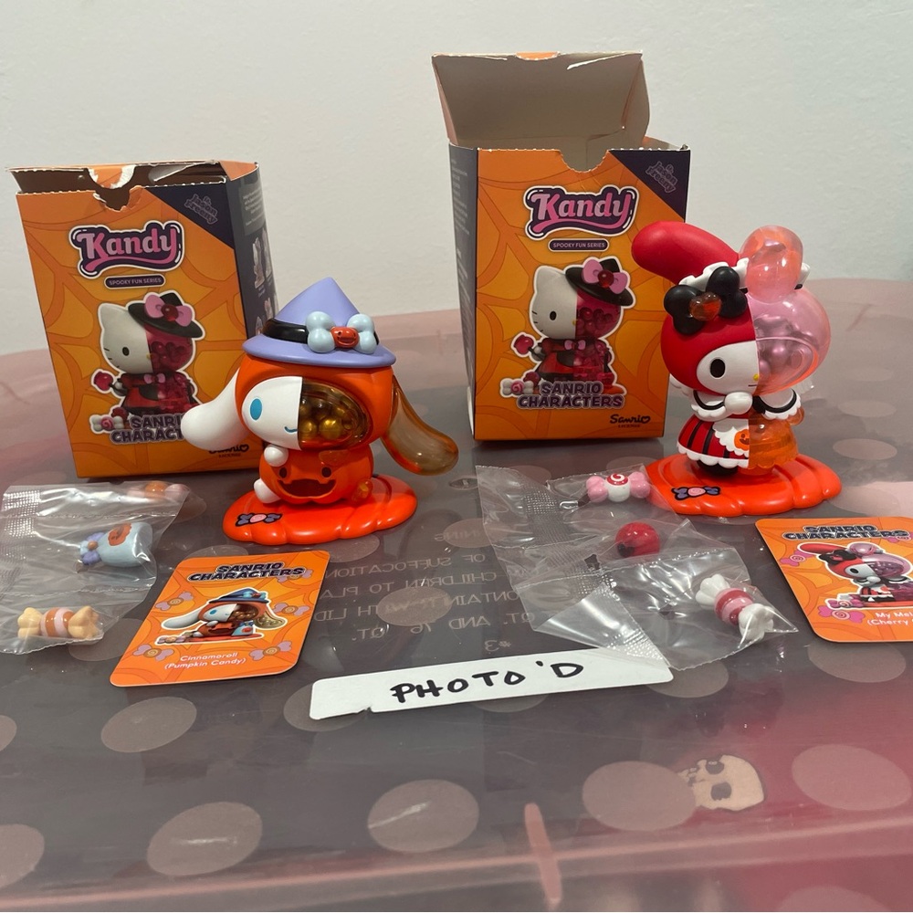 🚫🚫SOLD🚫🚫 Sanrio Kandy My Melody and Cinnamoroll Halloween Figure Set